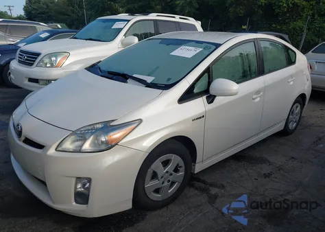 2010 Toyota Prius z USA, uszkodzony, nr VIN JTDKN3DUXA0040550